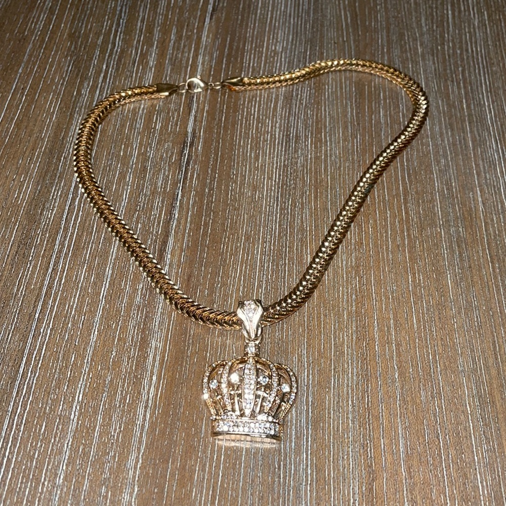 Gold Crown Link Chain